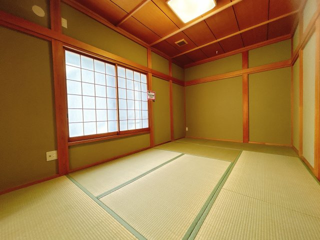 熊谷市円光2丁目の和室|※未公開物件多数あります！
買取・物件探し・リフォーム・リノベ・管理何でもご相談下さい！
