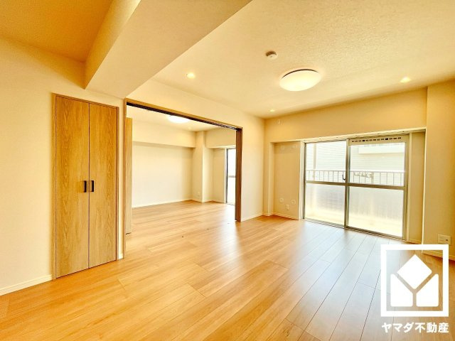 伏見日光ハイツ2号棟