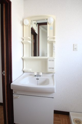 【独立洗面台】 | コントラストD