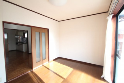 【寝室】 | コントラストD