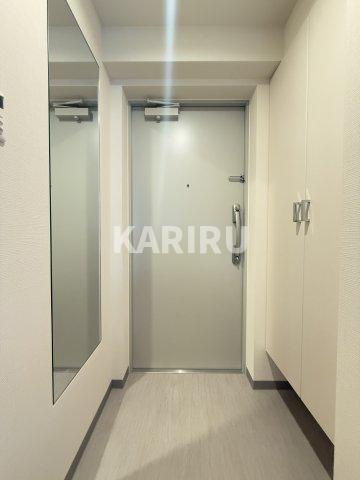 ブランシュ今里の玄関