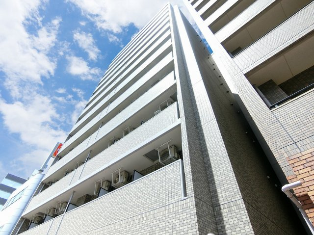 神戸市中央区雲井通３丁目の賃貸マンションの外観