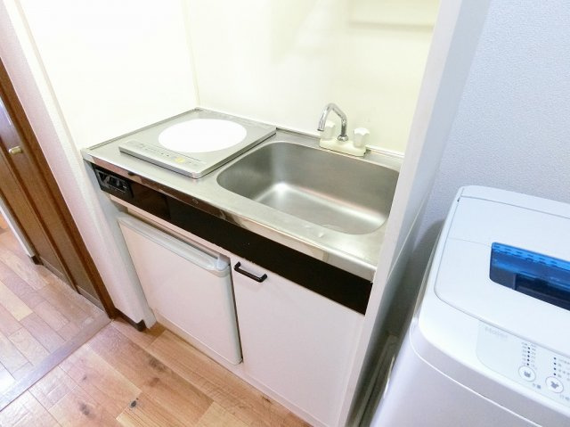 神戸市中央区雲井通３丁目の賃貸マンションの内装