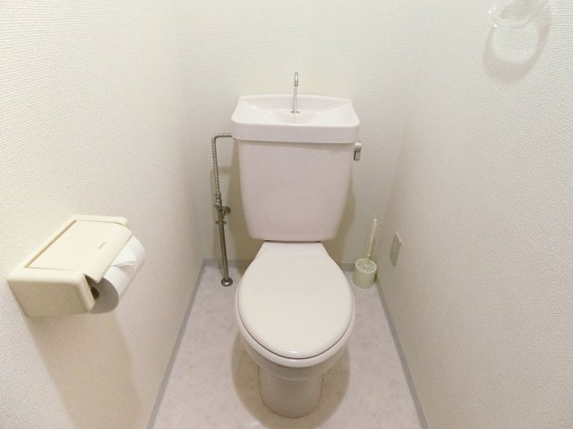 神戸市中央区雲井通３丁目の賃貸マンションの内装