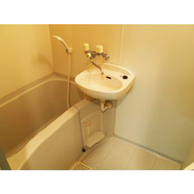 神戸市中央区琴ノ緒町２丁目の賃貸マンションの内装