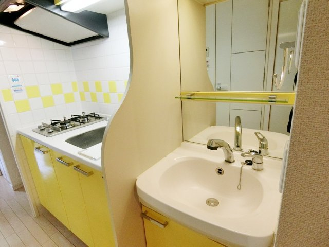 神戸市中央区日暮通３丁目の賃貸マンションの内装