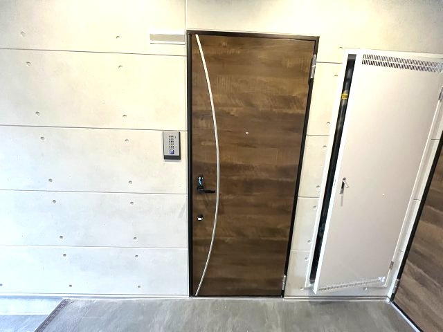 　リアフラッツ香里園NORTHの玄関
