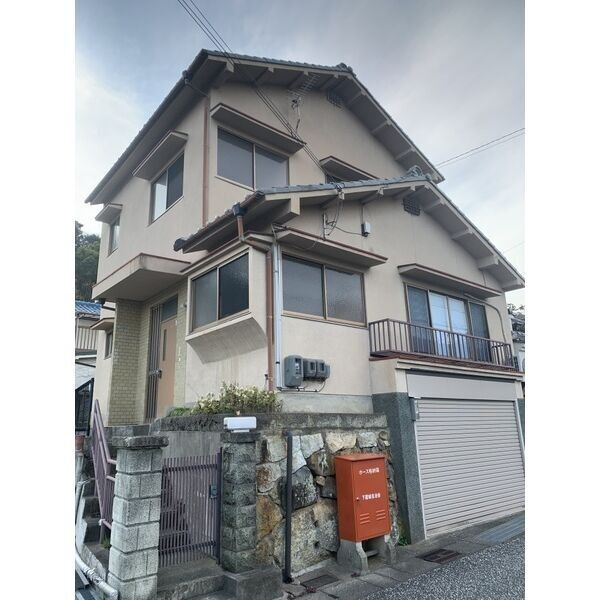 下霞城戸建の外観