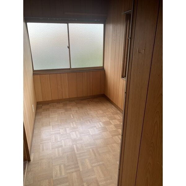 下霞城戸建の寝室