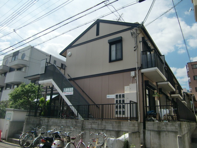 烏帽子ハイツ六甲の外観