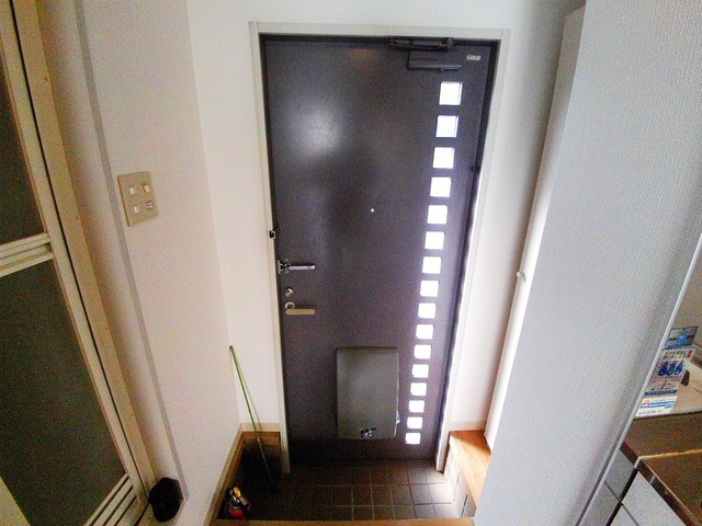 えぼしハイツ六甲の玄関