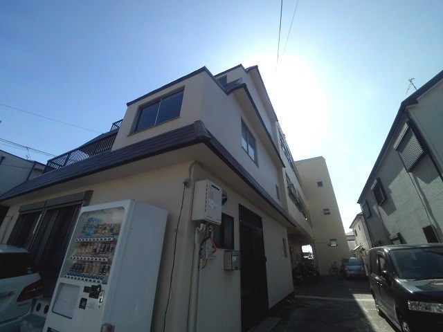 吉田マンションの外観