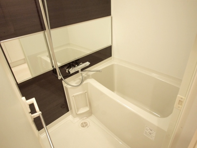 スプランディッド難波Ⅰの浴室