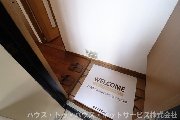 ハイカムール上本郷の玄関