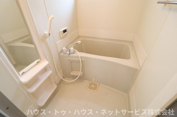 ハイカムール上本郷の浴室