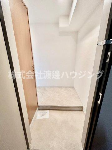 アンフィニⅦ緑地公園の玄関