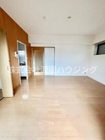 アンフィニⅦ緑地公園の居間・リビング