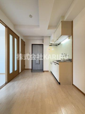 レジスコート今津中の居間・リビング