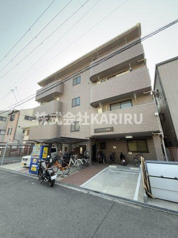 レジスコート今津中の外観