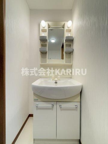 レジスコート今津中の洗面所