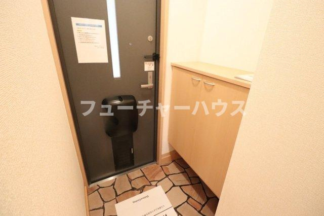 ロイヤルシティ　Ａの玄関