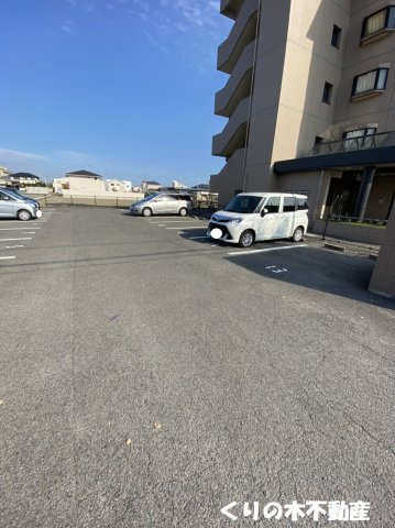 【駐車場】 | ヴィラクラマス | 駐車場です