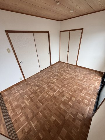 【洋室】 | ヴィラクラマス | コンパクトで使いやすい洋室です（同タイプのお部屋です。現況を優先します。）
