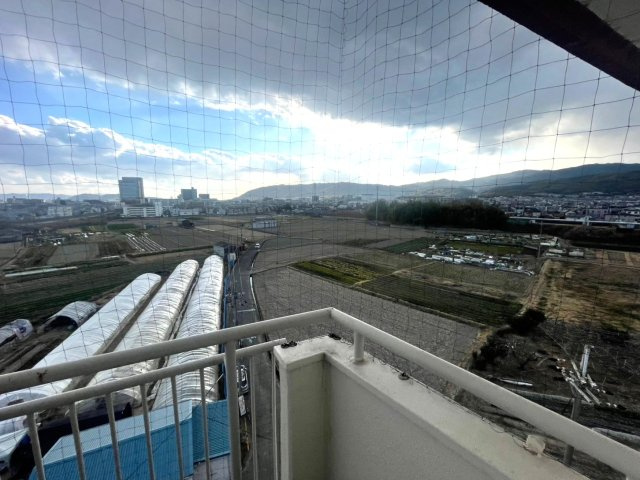 ◆室内改装済み◆７階建て最上階の三方角住戸◆阪急西向日駅徒歩１３分◆イトーピア向日マンションA棟の展望|物件からの展望