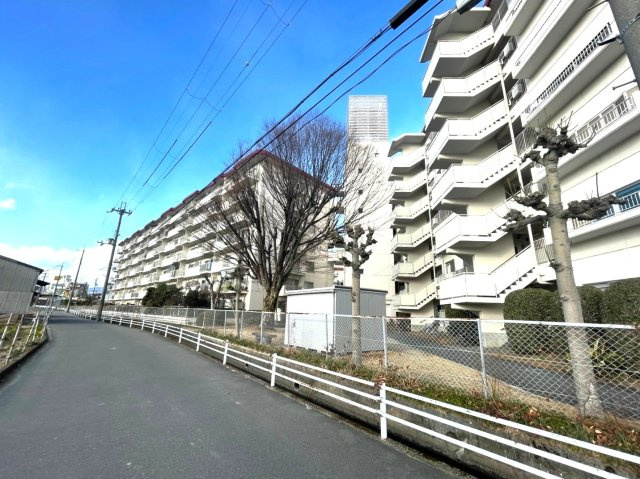 ◆室内改装済み◆７階建て最上階の三方角住戸◆阪急西向日駅徒歩１３分◆イトーピア向日マンションA棟