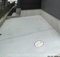 Kolet初石#04の駐車場