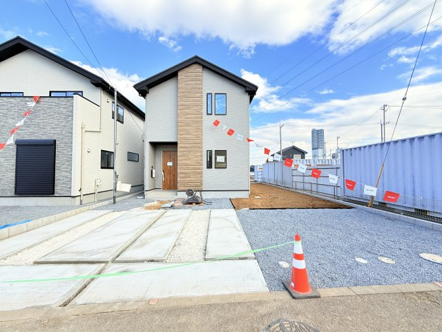 つくば市みどりの2期　新築戸建　2号棟の駐車場