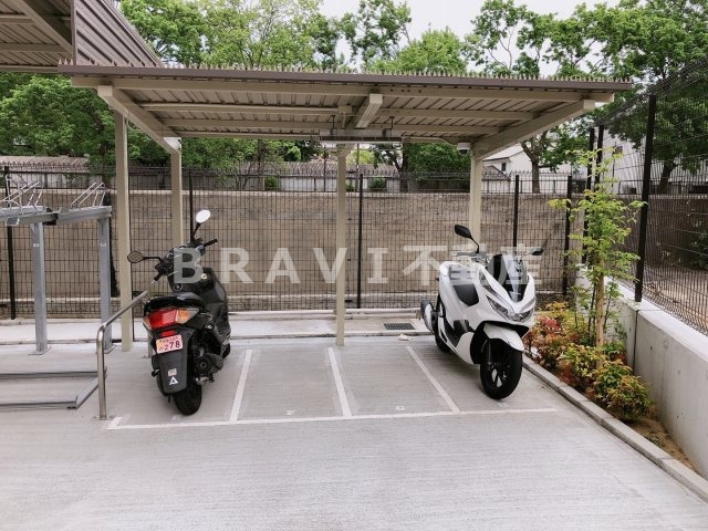 レシオス大阪城公園　BRAVI不動産のその他共用部分|【レシオス大阪城公園】バイク置場