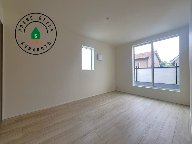 菊池郡大津町大字大津第1-3棟（1号棟）の寝室|主寝室には収納力に優れたクローゼットがありますので、お部屋もすっきり片付きます。