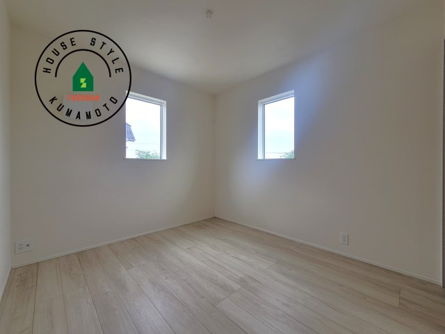 菊池郡大津町大字大津第1-3棟（1号棟）の洋室|採光良好な洋室は全居室、複層ガラスの遮熱効果と断熱効果で、一年中快適に過ごせます。