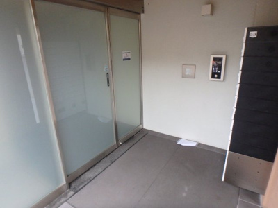 【エントランス】 | グロース西宮北口 | エントランスです