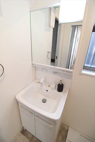 【洗面所】