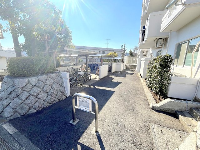 河辺ビューパレー多摩川の駐輪場|2025年1月撮影