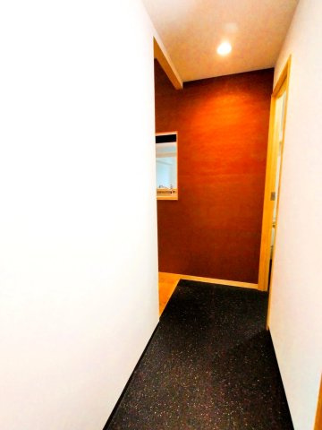 河辺ビューパレー多摩川の玄関|2025年1月撮影