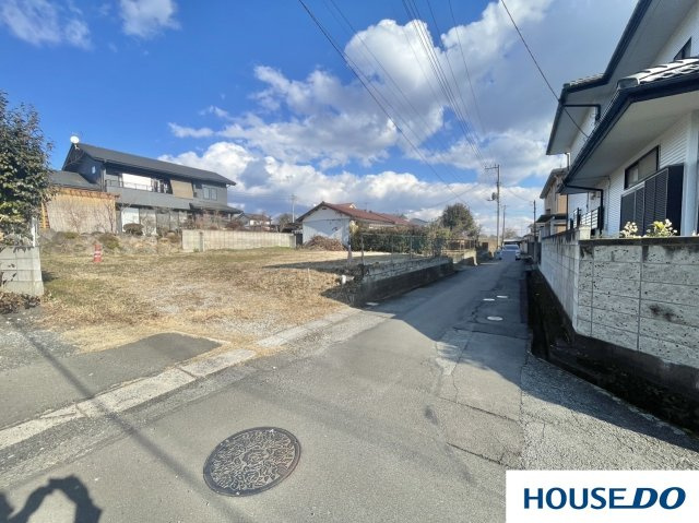 売土地　前橋市小坂子町の前面道路含む現地写真|前面道路含む現地写真です