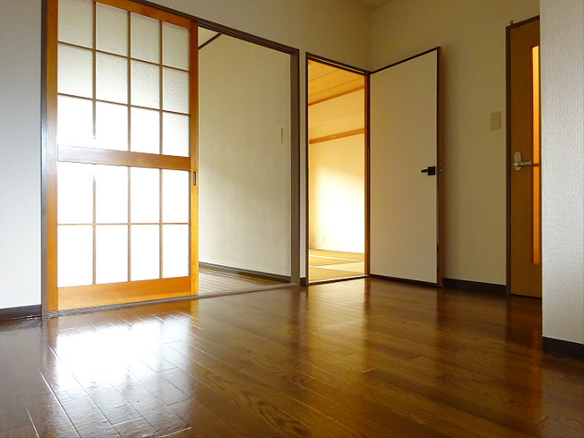 【居間・リビング】 | シーズレジデンス永福町パレス
