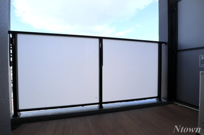 【バルコニー】 | ディアレイシャス名古屋太閤通Ⅲ | 開放的で明るい空間を演出してくれるバルコニーです