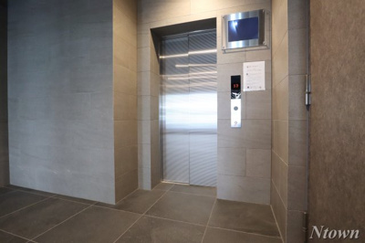 【ロビー】 | ディアレイシャス名古屋太閤通Ⅲ | 毎日通るロビーはこのようになっています