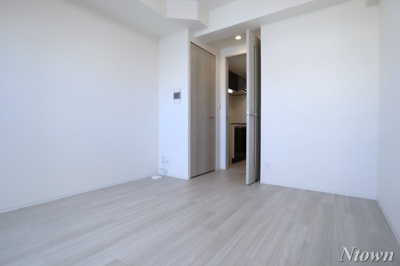 【居間・リビング】 | ディアレイシャス名古屋太閤通Ⅲ | 居間です