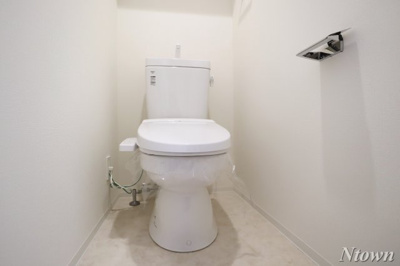 【トイレ】 | ディアレイシャス名古屋太閤通Ⅲ | ゆったりとした空間のトイレです