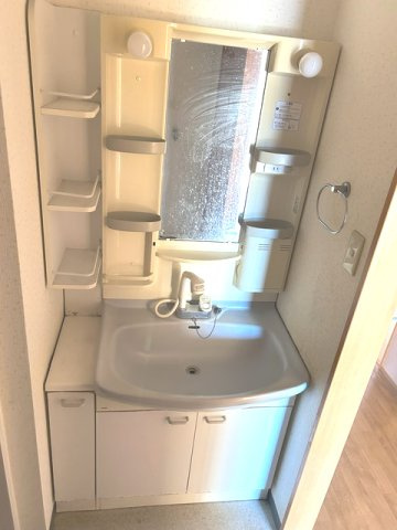 フォレストコートの独立洗面台