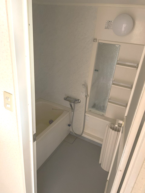 フォレストコートの浴室