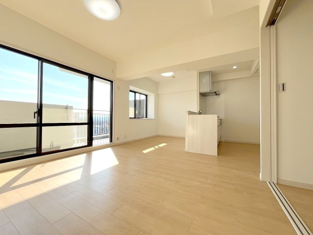 ルネ福生B棟の居間・リビング|2025年1月撮影