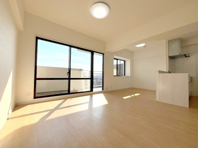 ルネ福生B棟の居間・リビング|2025年1月撮影