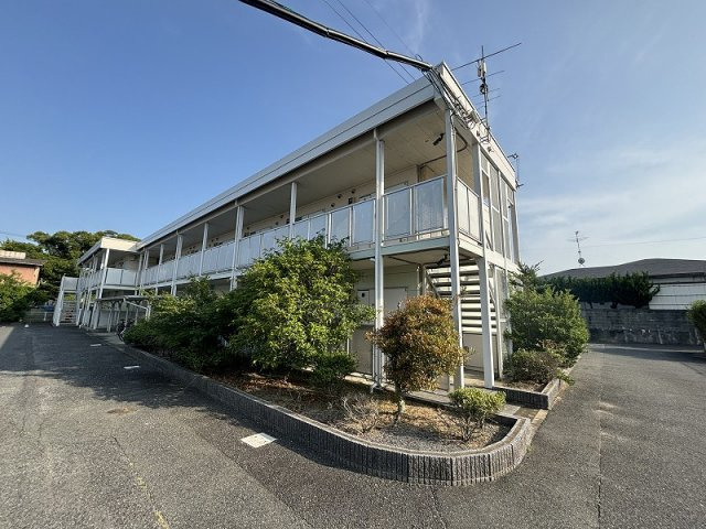 レオパレスブルーマリンの外観