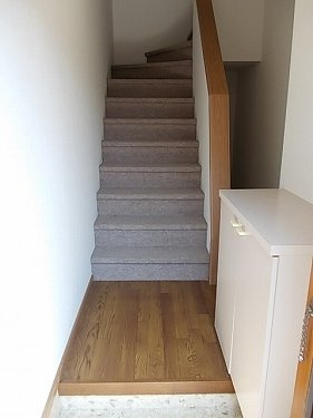 シャトーひえだの玄関